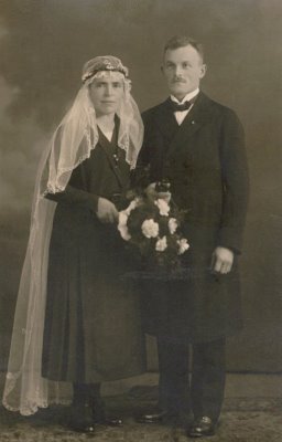Gottfried Stein und seine Braut Lina, 1933 Verrenberg